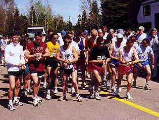 Start of Kris's leg 6 (Kris is in the black T)